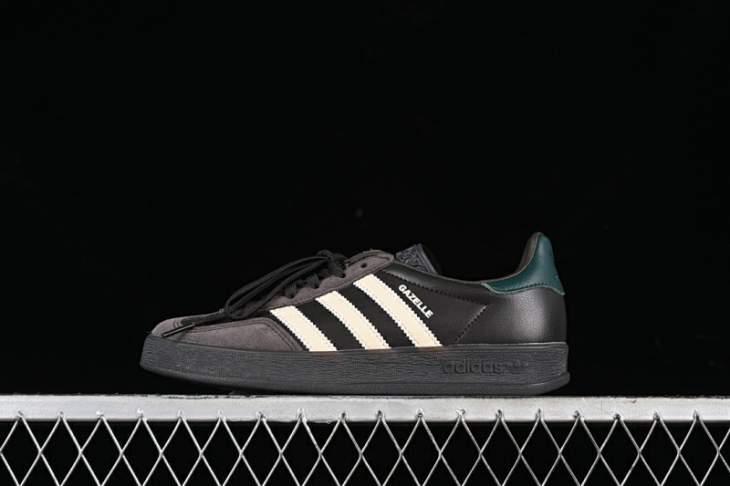 Picture of Adidas Gazelle _SKUfw18028589668385466fw